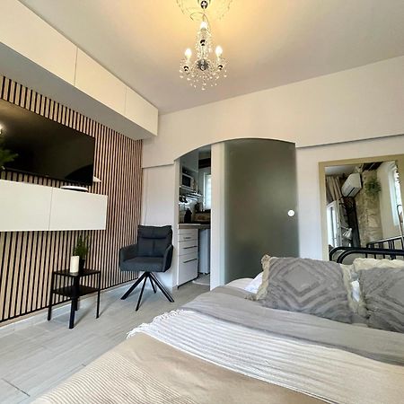 Villa Amore Radini Istrian Romantic Studio With Private Parking And Terrace Brtonigla Kültér fotó