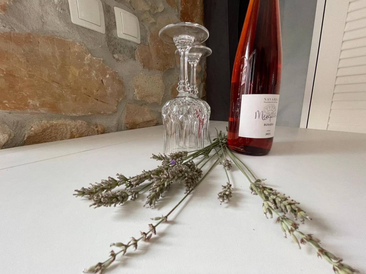 Villa Amore Radini Istrian Romantic Studio With Private Parking And Terrace Brtonigla Kültér fotó
