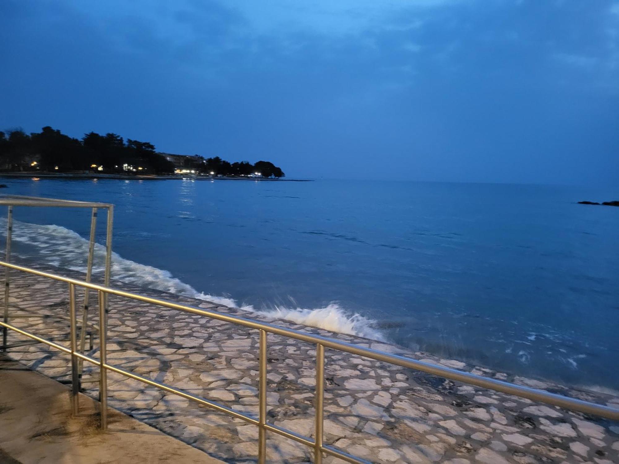 Villa Amore Radini Istrian Romantic Studio With Private Parking And Terrace Brtonigla Kültér fotó