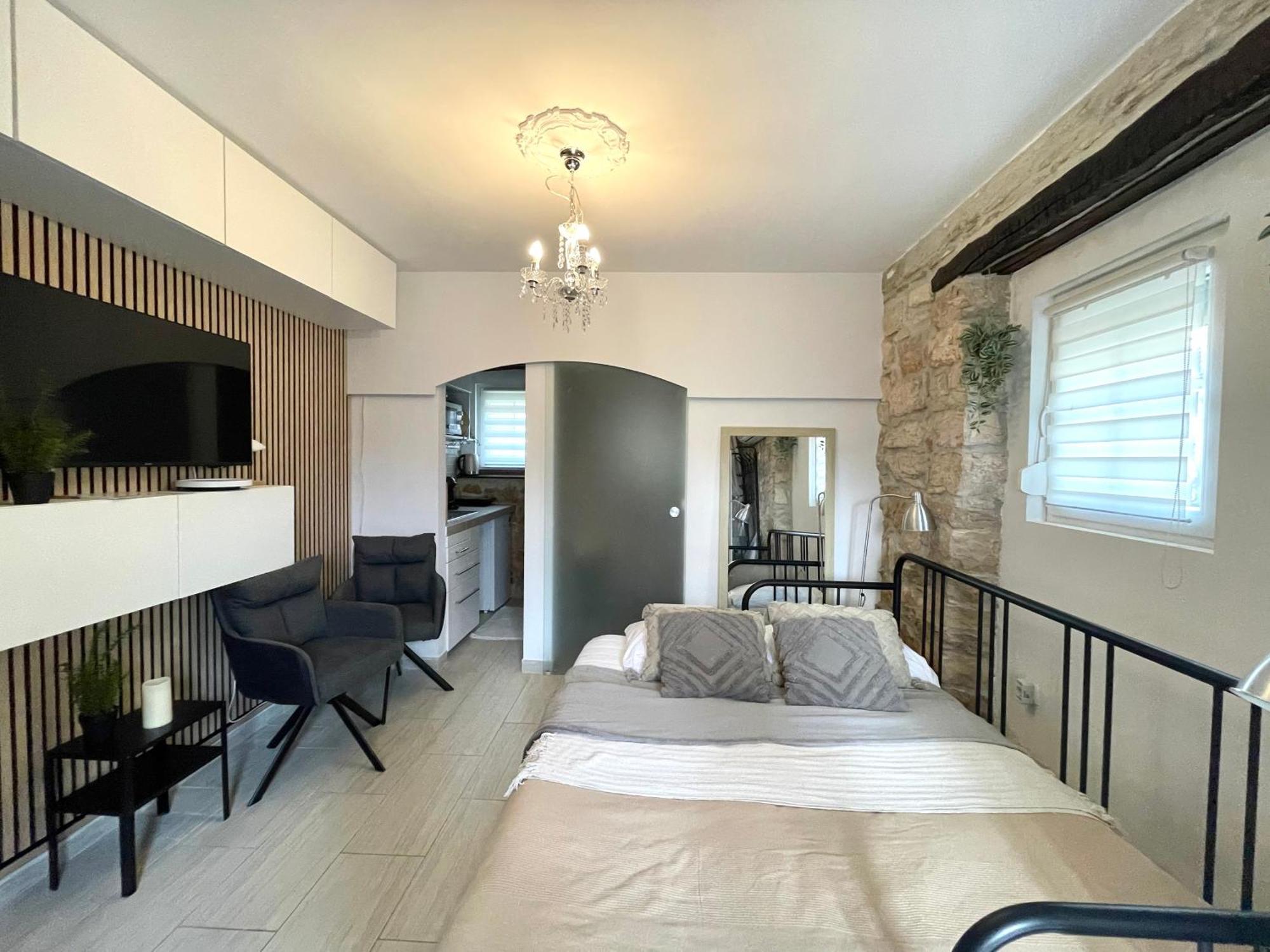 Villa Amore Radini Istrian Romantic Studio With Private Parking And Terrace Brtonigla Kültér fotó